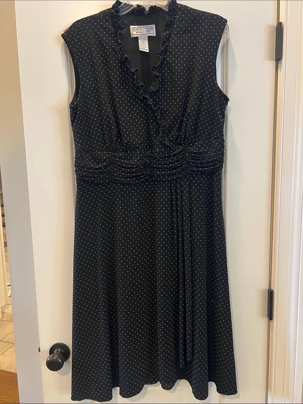 Jessica Howard Black & White Polka Dot Ruffle V-Neck Dress